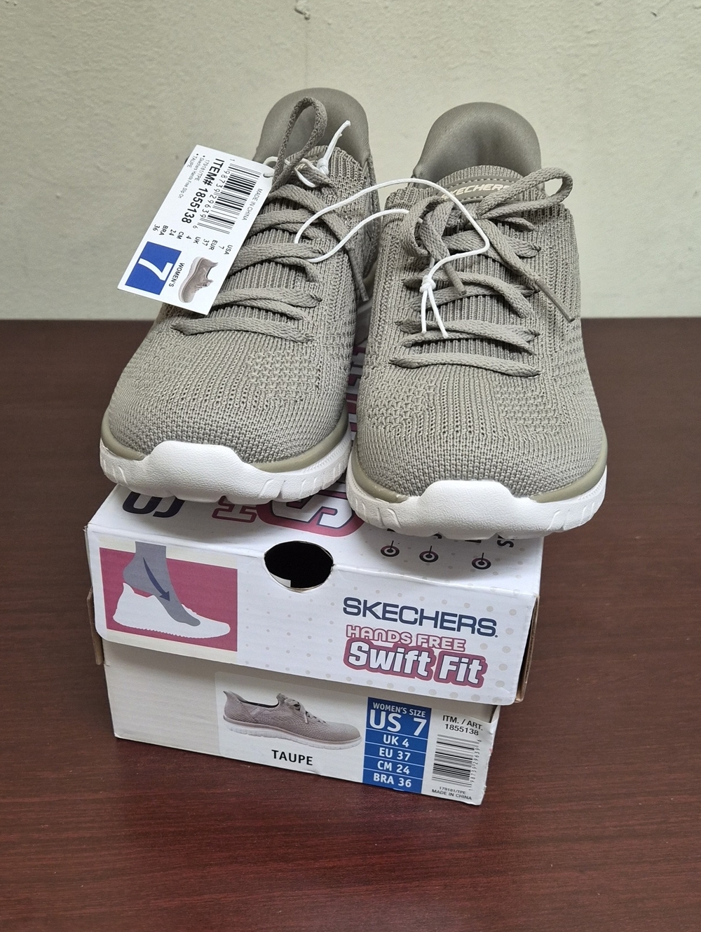 Skechers Swift Fit Women's Taupe Knit Lace-Up Sneakers Size 7